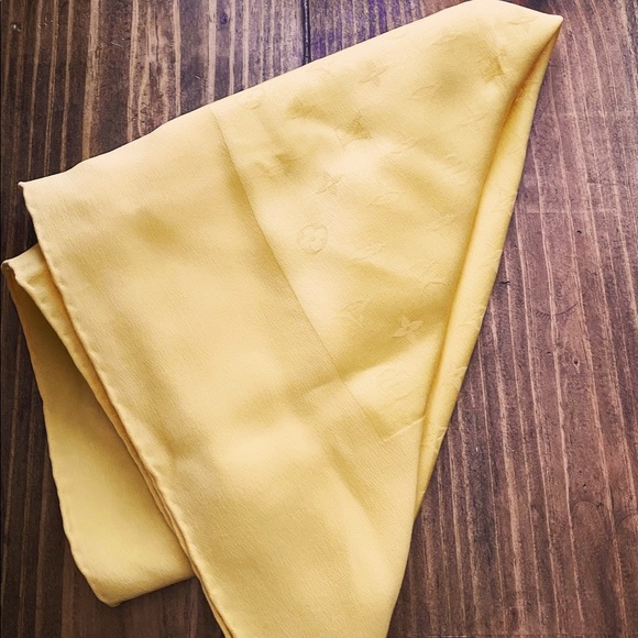 Authentic Louis Vuitton Monaco silk square scarf - Picture 1 of 11